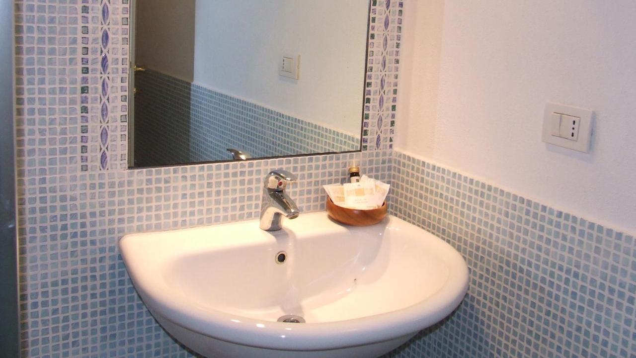 Apartment Roma 46 *